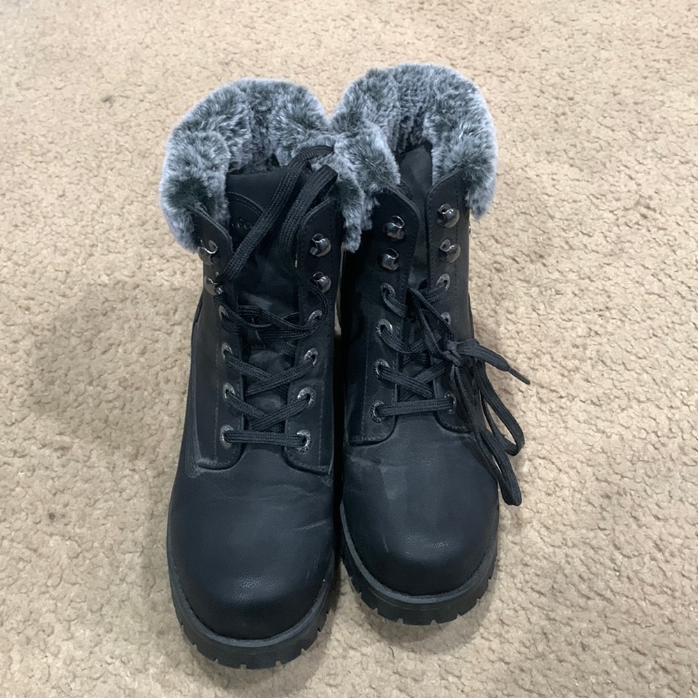 Women’s Boots